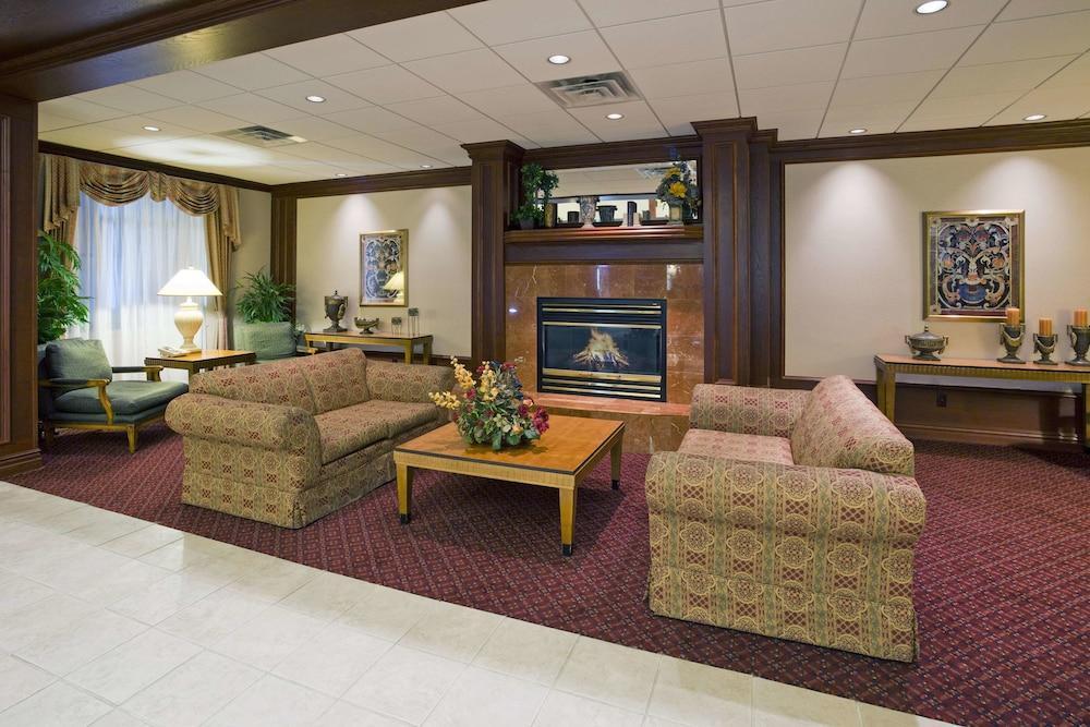 Hotel La Quinta By Wyndham American Center 3*
