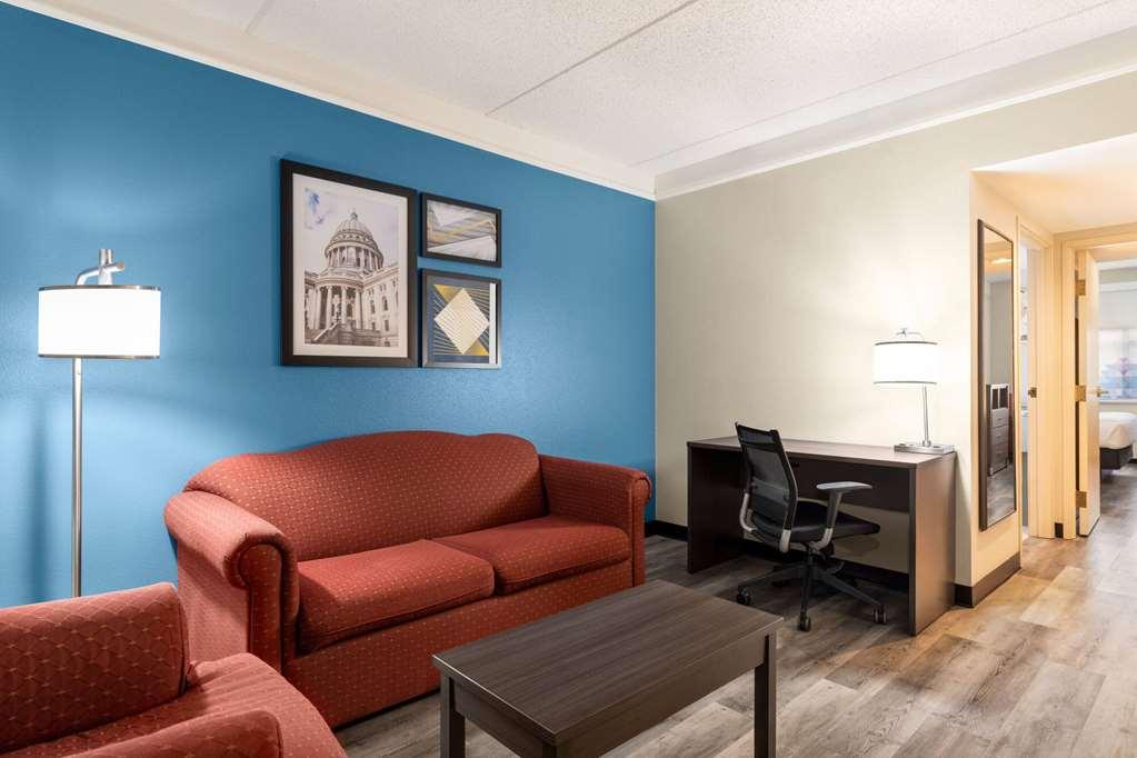 Hotel La Quinta By Wyndham American Center