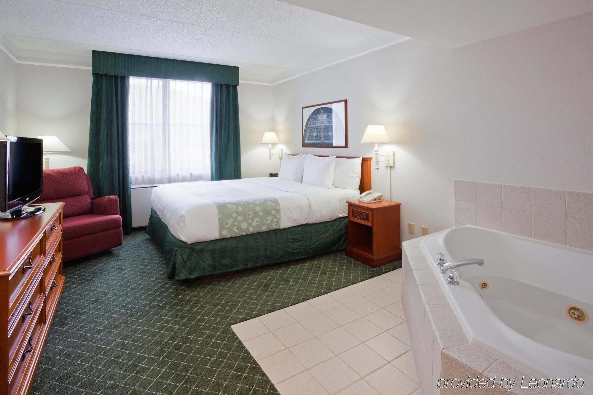 La Quinta By Wyndham American Center